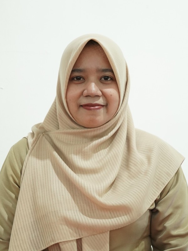 Finatarisa Hadrianti, S.Pd.